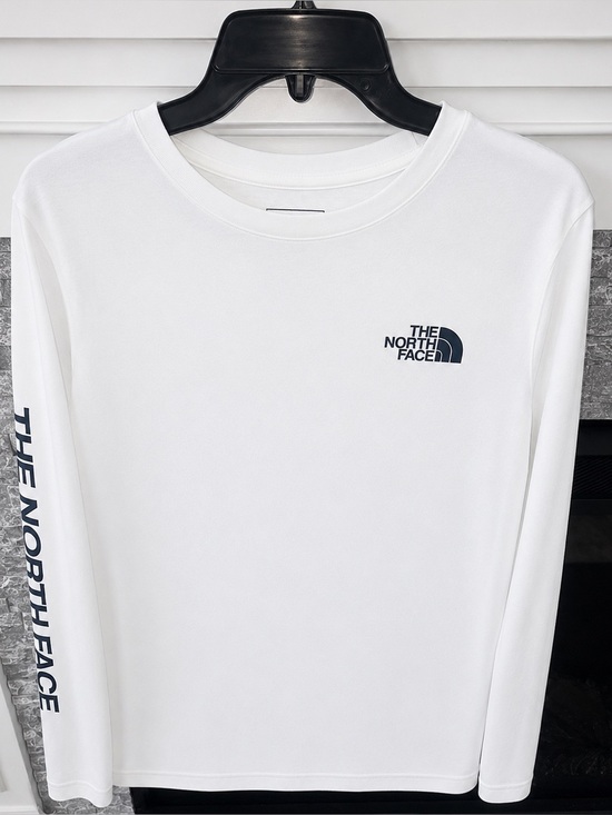 The North Face Tops - North Face Tee Women’s White Long Sleeve Logo Tee fall winter
